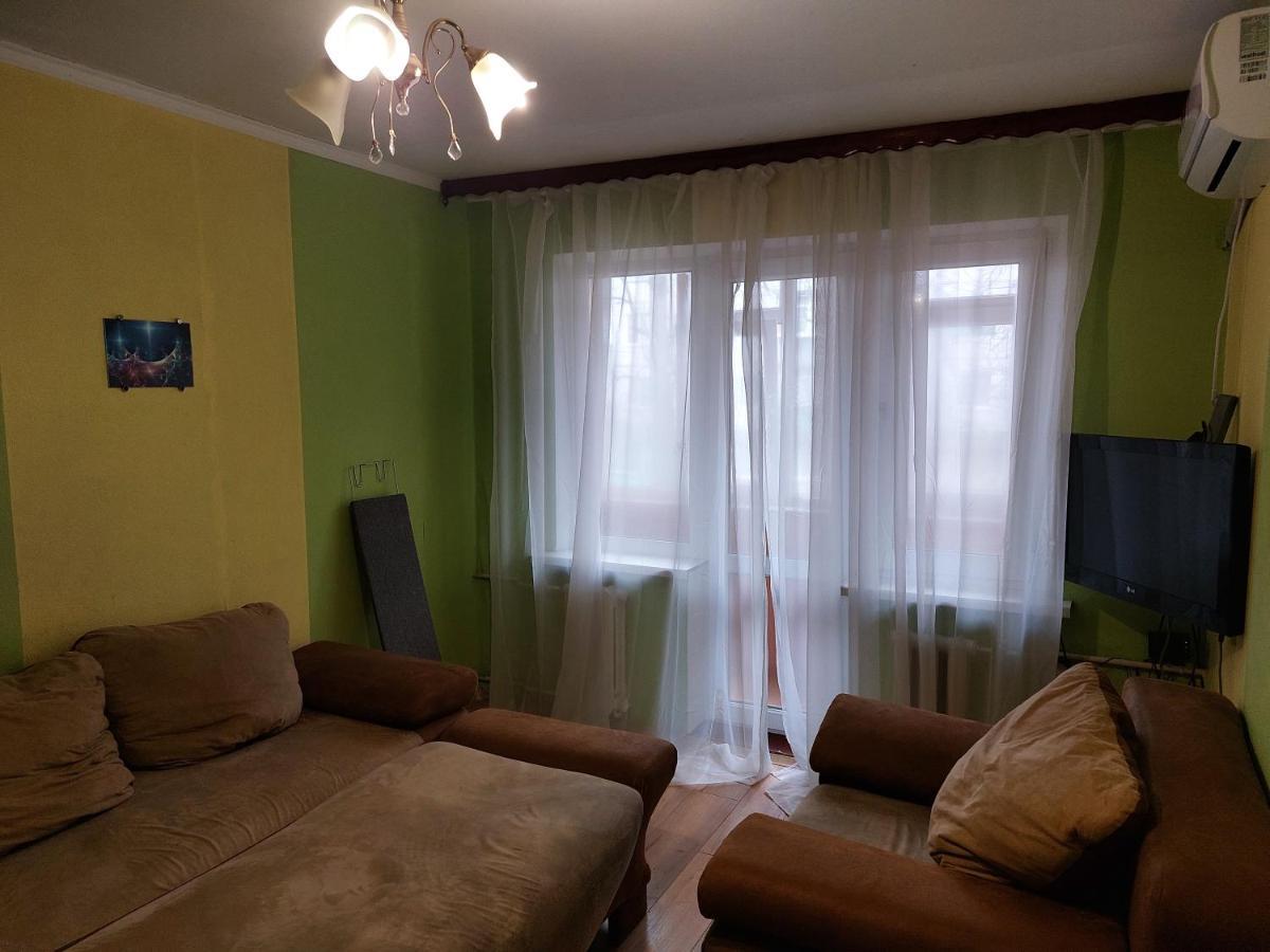 Appartement Район Деснянской Правды à TTchernihiv Extérieur photo